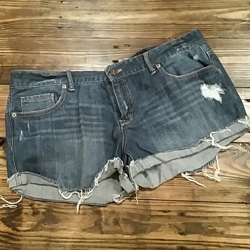 Aeropostale denim distressed shorts